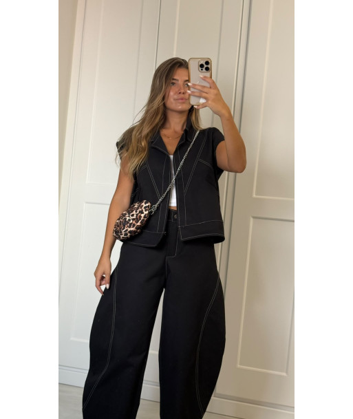 Conjunto leila