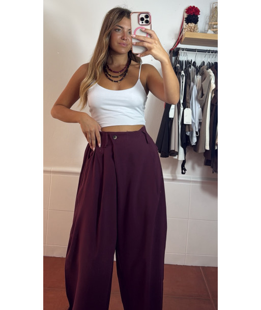 Pantalon boton lateral